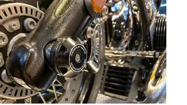 Axle slider.jpg