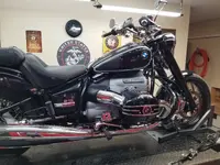 RSD rocker covers & engine guards.webp