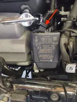Transmission Oil Change 02.jpg Transmission Oil Change 02.jpg