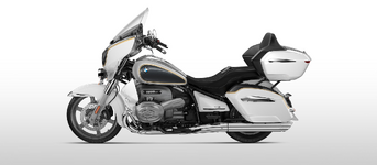 The R 18 Transcontinental in Mineral White Metallic