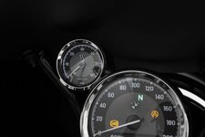tachometer.jpg