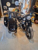 R18VelorexMounts.jpg R18VelorexMounts.jpg