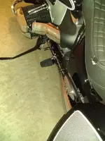Footpegs_on_2022R18TCFE_003a.webp