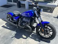 R18 Blue Bobber RT.webp