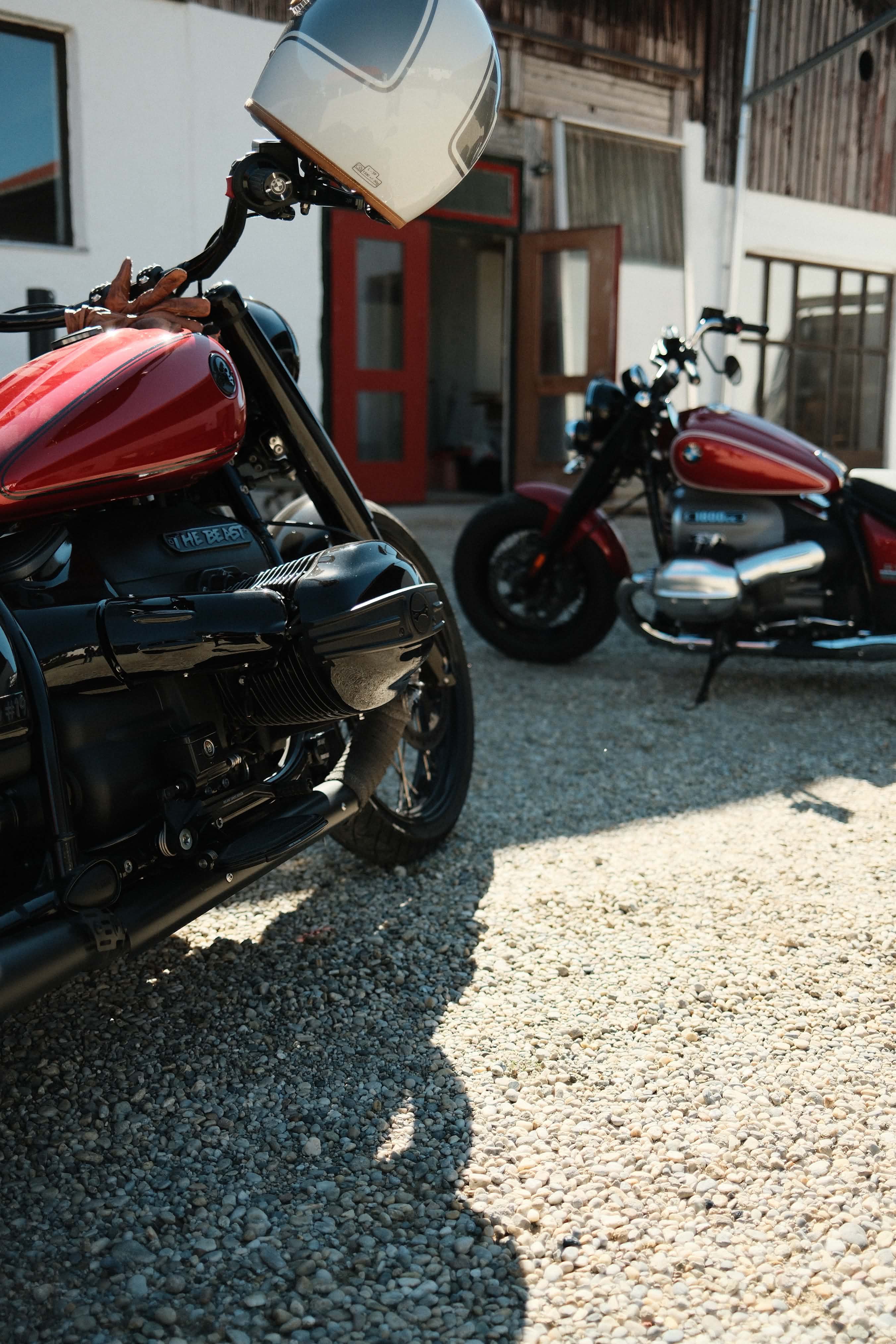 2 Reds001.jpg