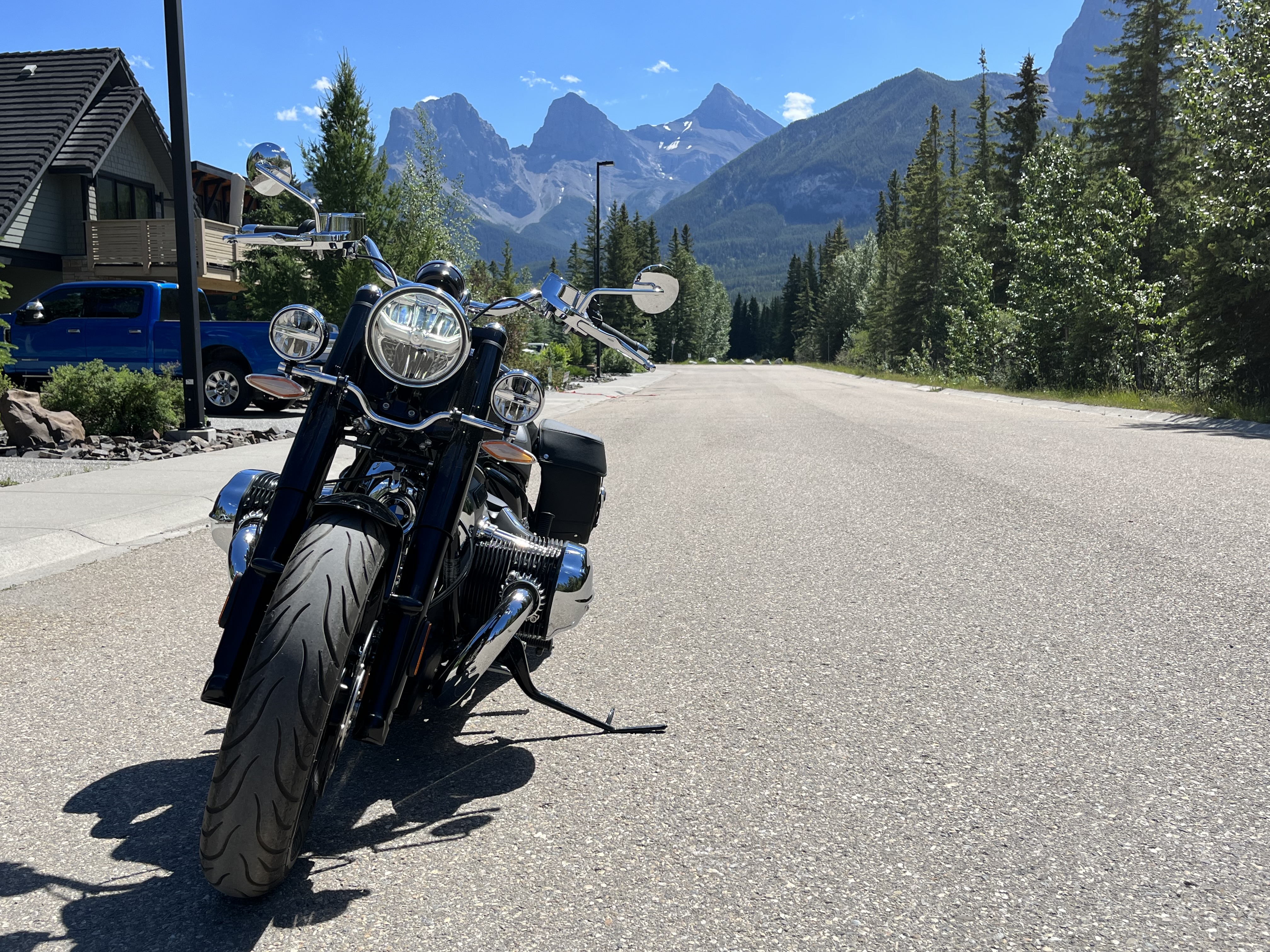 R 18 Classic and The Three Sisters, Alberta, Canada